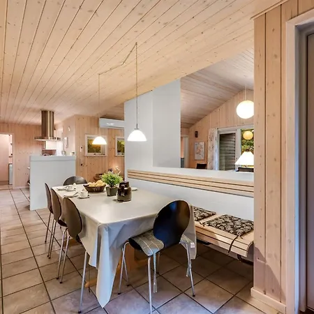Dom wakacyjny Mart - 1-6km From The Sea By Interhome